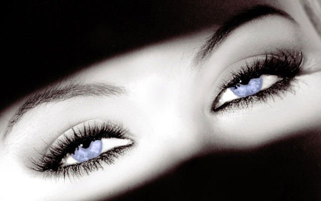 Мутації зіниці. Блакитні очі - результат генетичної мутації