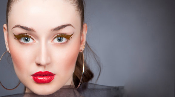 آموزش آرایش برای چشمهای سبز - نحوه انتخاب و استفاده از خط چشم. خط چشم رنگی برای چشم های سبز