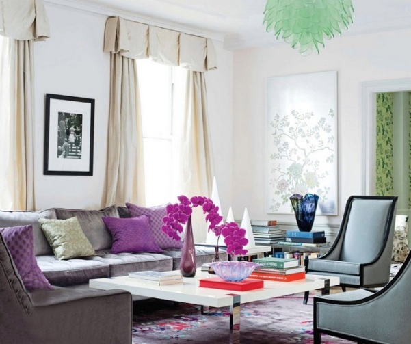 Design af stuen i lilla toner. stue i violette toner. et billede til ... Stue lavendel